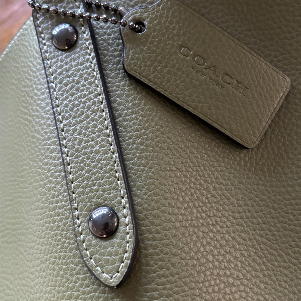 Vintage Coach Market Tote - Picture 11 of 15